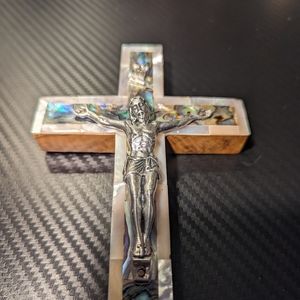 Jerusalem Abalone shell Crucifix